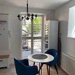 River House شقة