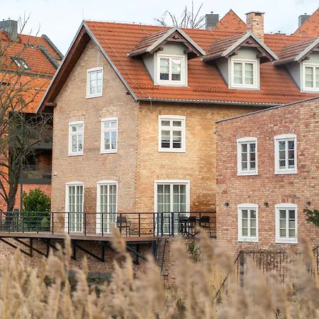 Apartment River House